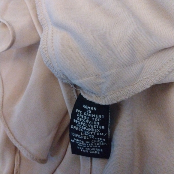 Dress Barn Collections Formal Halter Beaded Dress with Matching Jacket Plus 20 - Picture 4 of 16